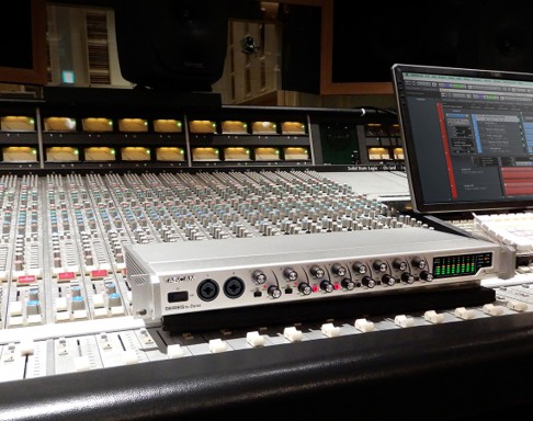TASCAM SERIES 8p Dyna Microphone Preamp